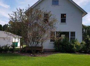 1414 Sparkhayes Dr, Sycamore, IL 60178