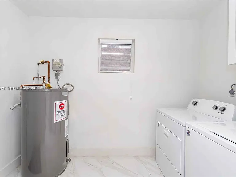 4727 NW 5th Ave — Photo 13