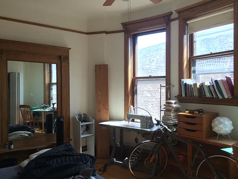 2419 N Kedzie Blvd #3 — Photo 10