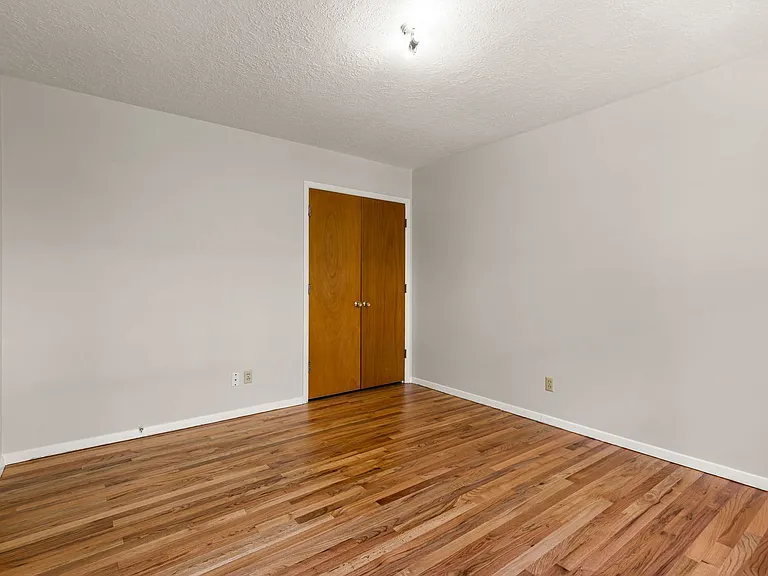 2746 SE 31st Ave — Photo 16