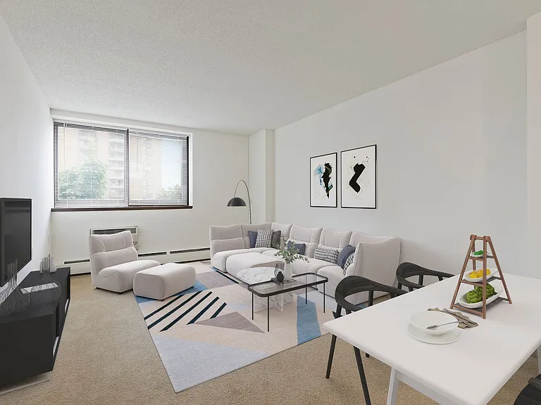 Rivergate Apartments — Photo 10
