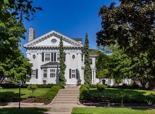 2215 Pillsbury Ave S, Minneapolis, MN 55404