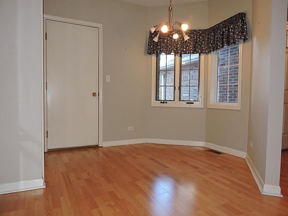 3rd image of 10935 Deblin Ln
