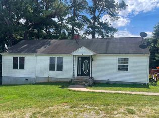 1068 Webster Rd, Glade Hill, VA 24092