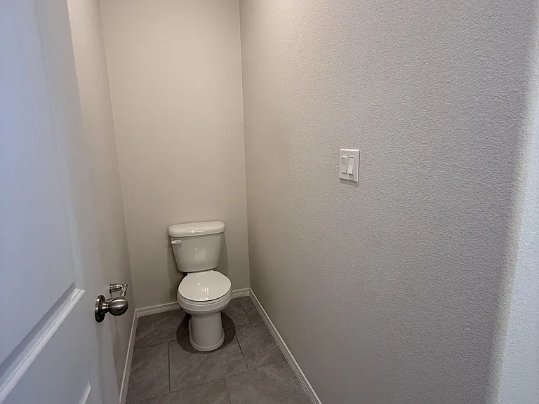 2116 Solitaire St NE — Photo 13