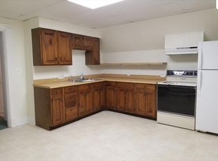 41 Savage St, Fairfield, ME 04937