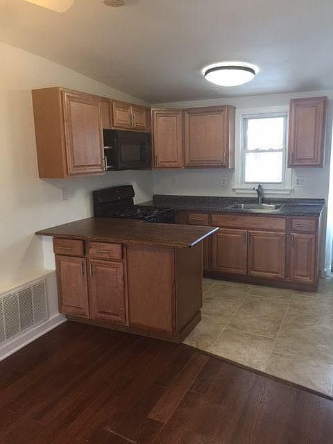 1st image of 21 2nd Ave APT E