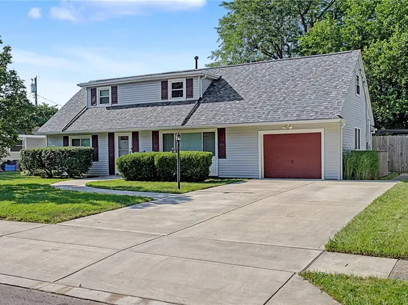 812 Kenosha Rd, Dayton, OH 45429