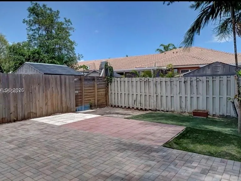 23751 SW 110th Ave — Photo 11