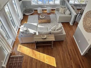 31 Merrill Rd, Freeport, ME 04032