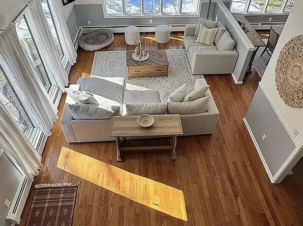 31 Merrill Road, Freeport, ME 04032