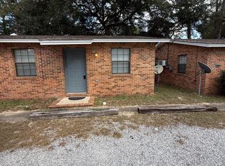 830 Cardinal St APT 2, Fort Walton Beach, FL 32547