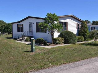 136 Holiday Ct, South Kingstown, RI 02879