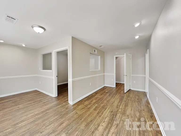 5251 Grays Ridge Dr — Photo 18