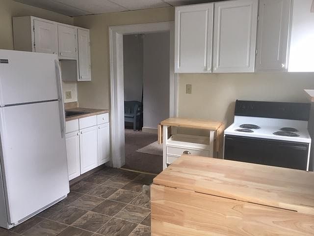 1st image of 98 Lawrence St #1