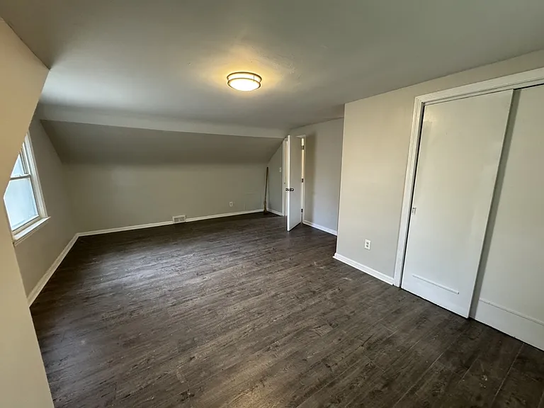18801 Invermere Ave — Photo 21