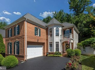 740 Pearson Point Pl, Annapolis, MD 21401