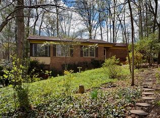 407 Deerhaven Ln, Hendersonville, NC 28791