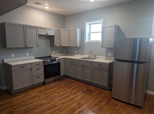 10 Wall St #1, Worcester, MA 01604