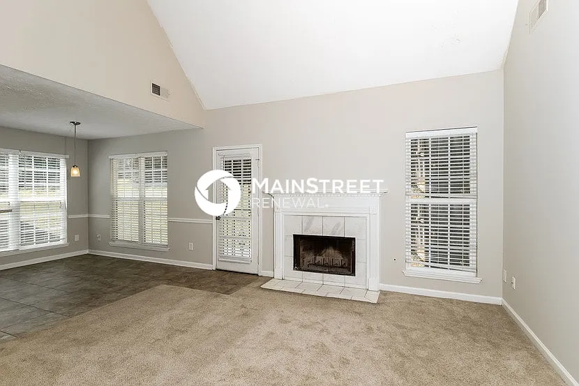 3254 Landgraf Close — Photo 3