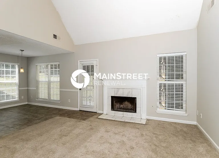 3254 Landgraf Close — Photo 5
