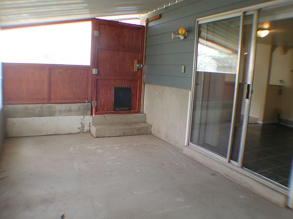 5 Covered Porch_06162014