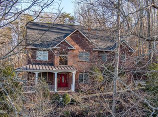 132 William Ln, Oak Ridge, TN 37830