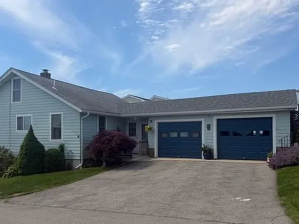 6 Alamo Rd, Ipswich, MA 01938