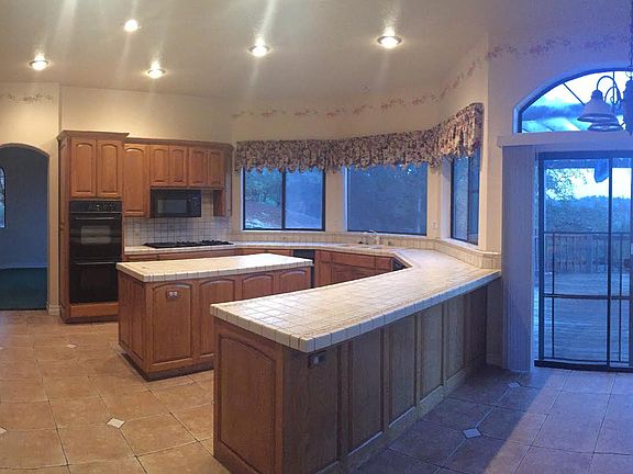 2nd image of 13950 Stanton Cir