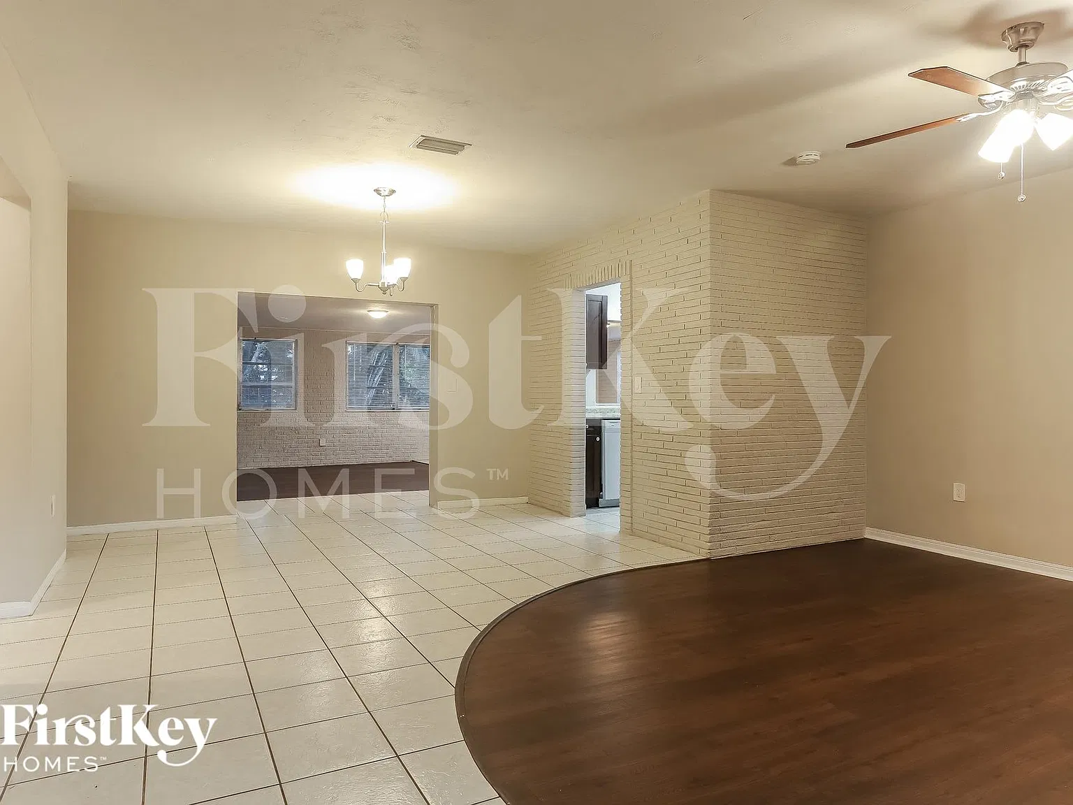 3 bed, 2.0 bath, 2182 sqft, $3,455 — Photo 4