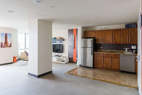 Rented by Compass | media 9
