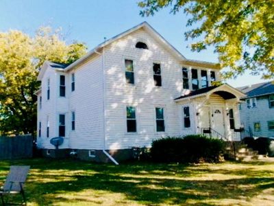 322 1st Ave, Clinton, IA, 52732