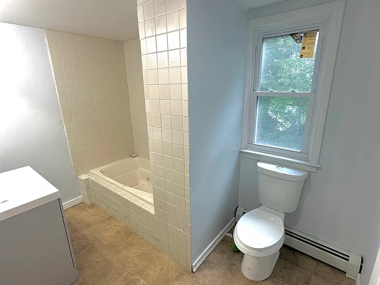 47 Laval St #2 — Photo 4