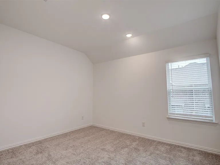 1322 Whipsaw Trl — Photo 8