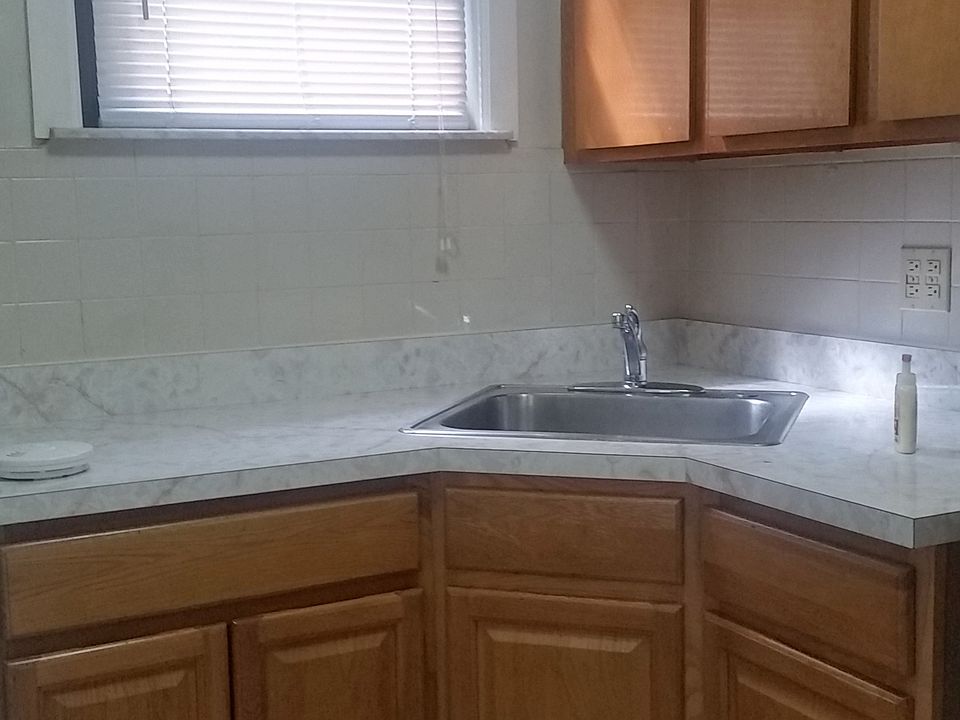1st image of 3121 34th St #2NDF