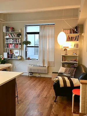 Rented by City Vista Inc | media 38