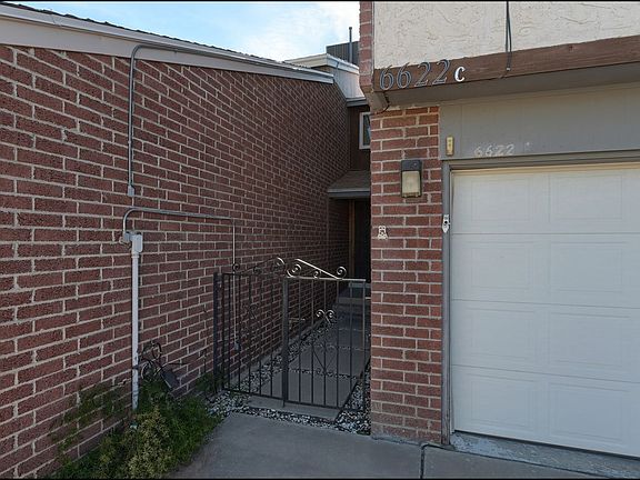 3rd image of 6622 Dawn Dr APT C
