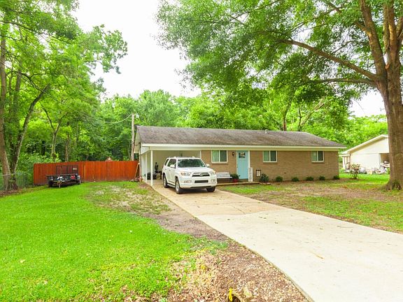 5th image of 312 Curve Dr
