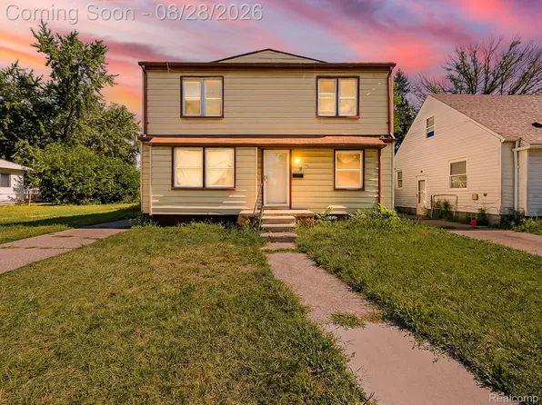 14725 Agnes Ave, Eastpointe, MI 48021