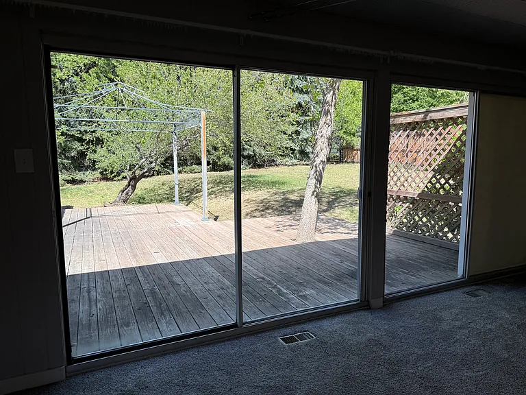 855 Kalmia Ave — Photo 14