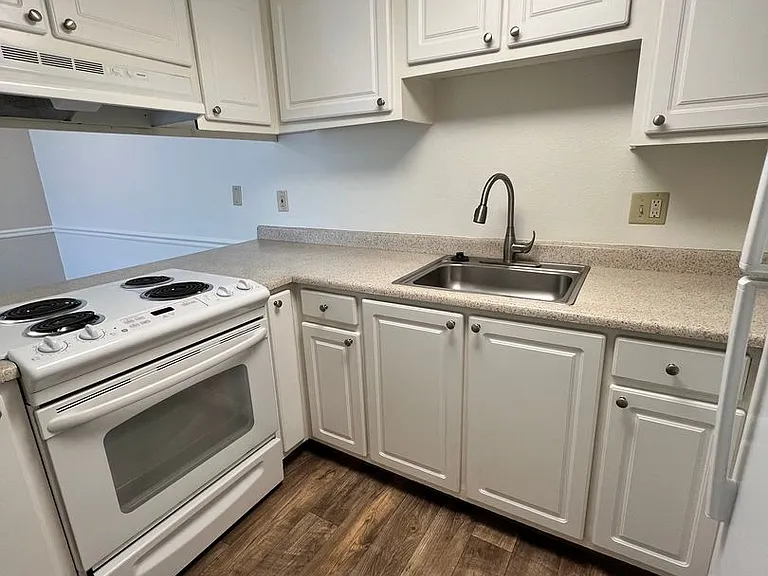 Northridge Terrace Apartments ~ A Hidden Gem! — Photo 42