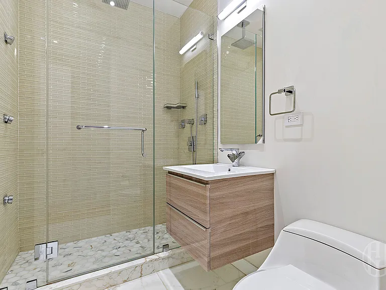 310 E 53rd St #24C — Photo 11