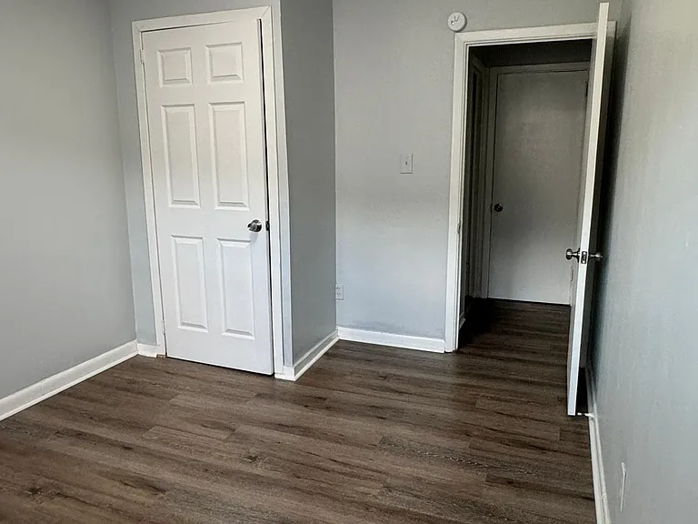 206 E Ayre St #4 — Photo 9