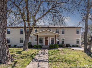610 Butcher St APT E, New Braunfels, TX 78130
