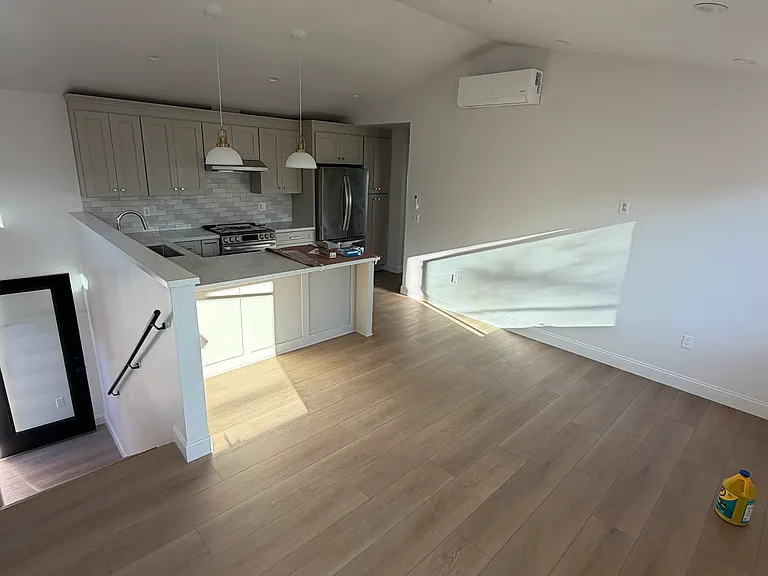 227 Prospect Ave #A — Photo 4