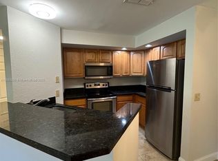3430 Pinewalk Dr N APT 614, Pompano Beach, FL 33063