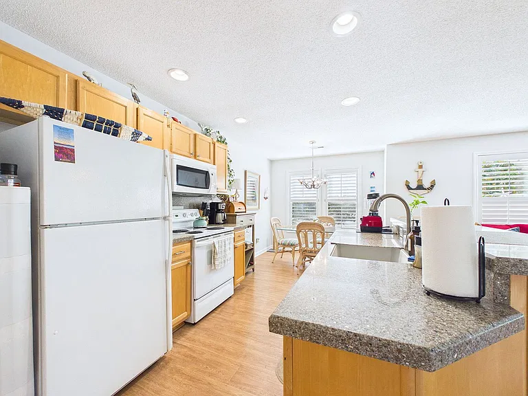 3350 Club Villas Dr #1303 — Photo 18