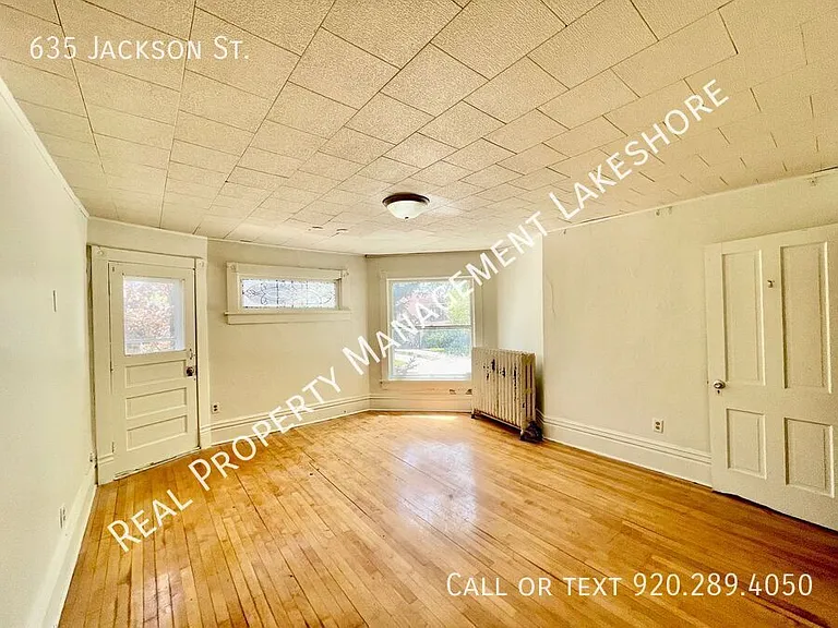 635 Jackson St — Photo 11