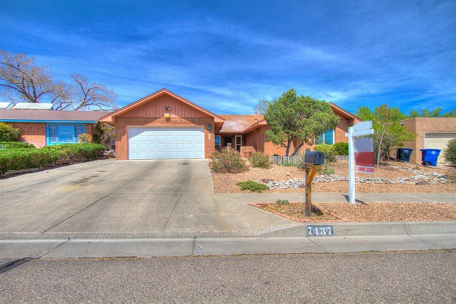 1st image of 7437 Staghorn Dr NW