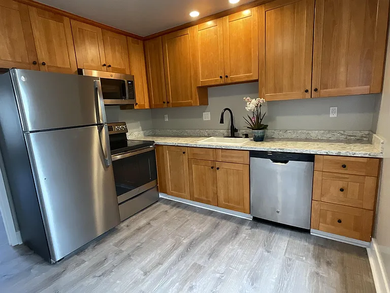 130 Magnolia Ave — Photo 28